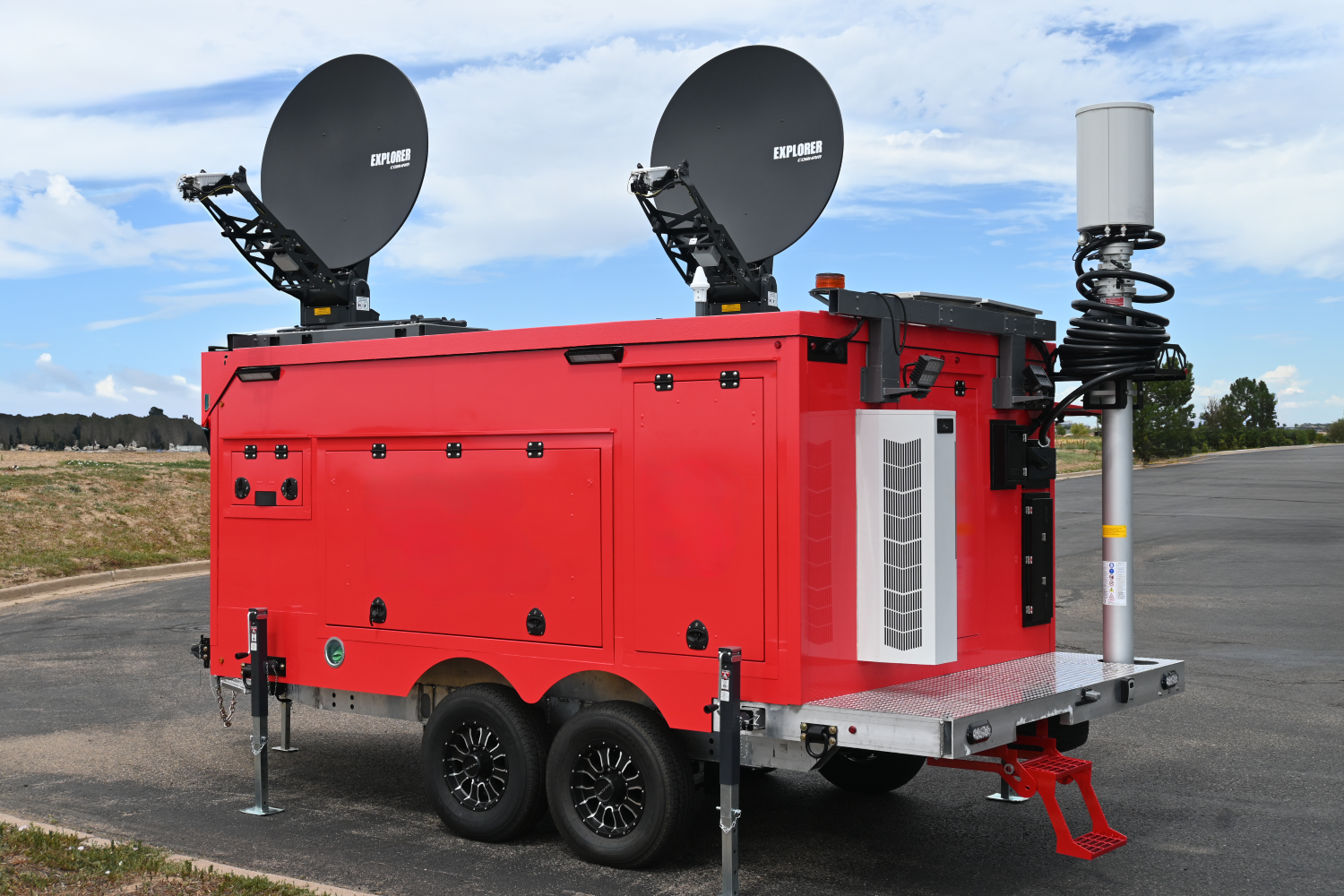 pelsue_bison_communications_trailer